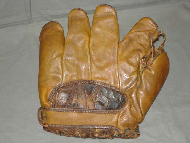 Harold Pie Traynor JC Higgins Back